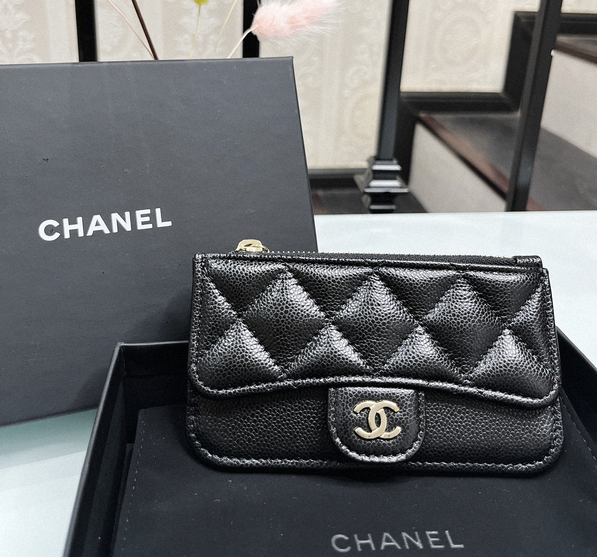 Chanel 23S Pulling card bag with lychee gold buckle